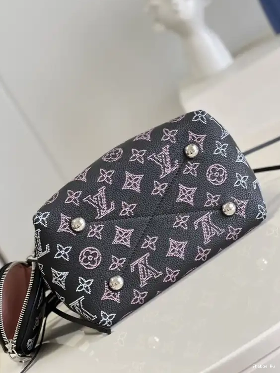 BELLA LOUIS VUITTON 0610